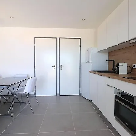 Apartament T2 Acum 4 Pers-agosta Plage- Parking *